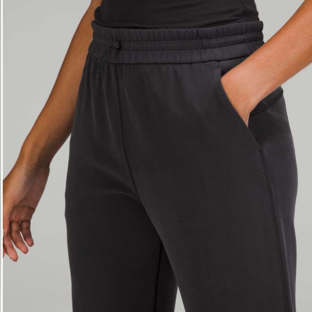 Lululemon Softstreme High-Rise Pant Black Size 6 - Picture 4 of 12